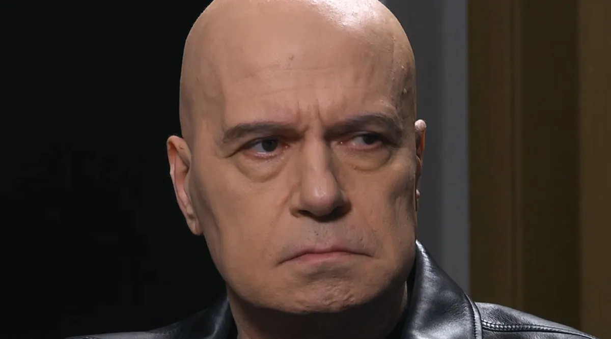 Слави Трифонов: С Румен Радев сме в отлични отношения, без разговори за президентска република