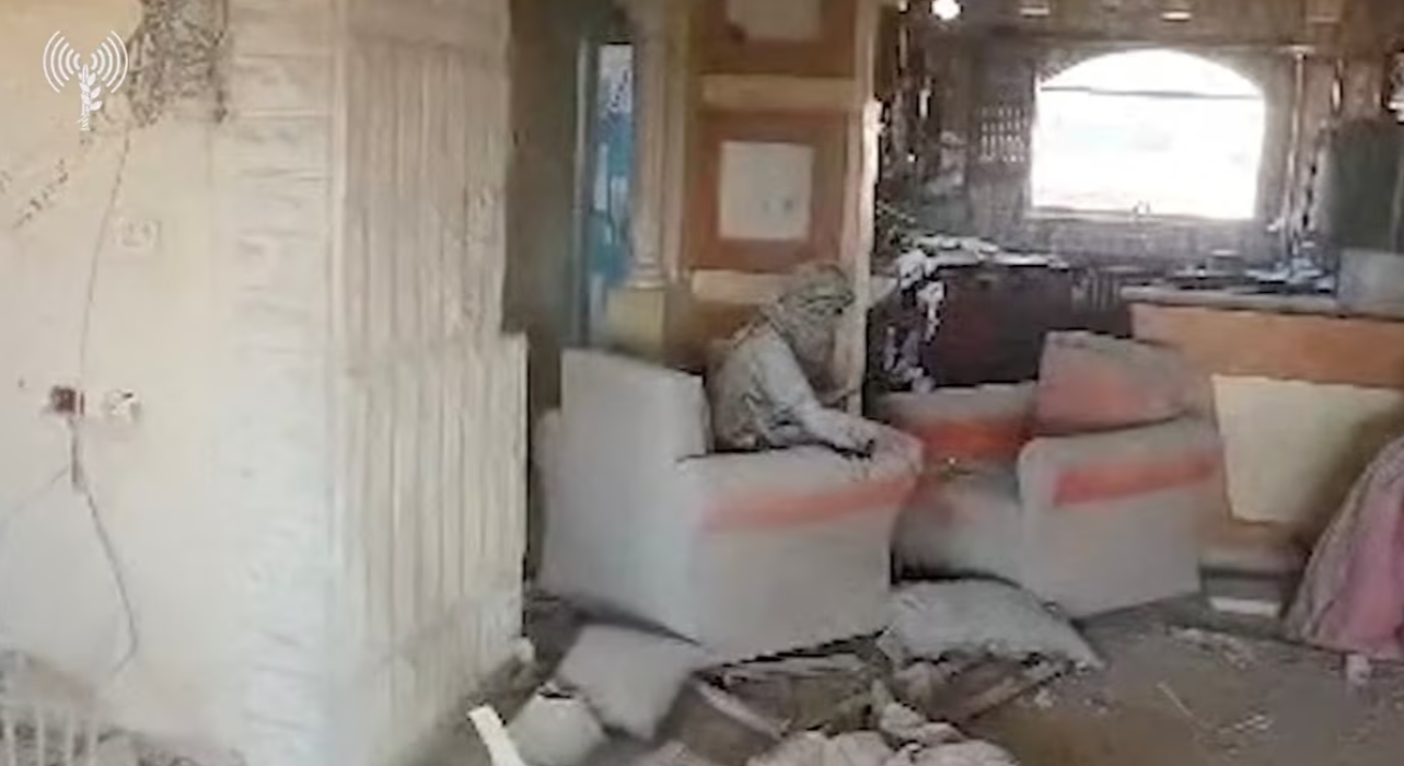 Видео показва последните мигове на Яхя Синвар: Лидерът на Хамас заснет от израелски дрон
