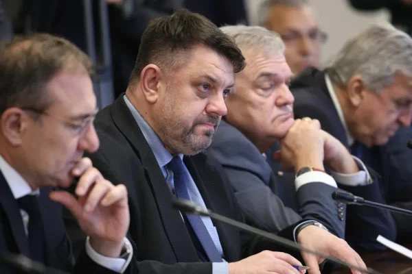 БСП-Обединена левица обмисля нови ходове в изборите за председател на парламента