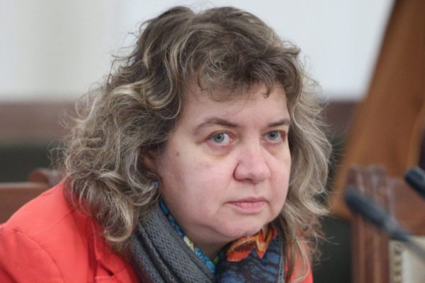 Доц. Наталия Киселова: Докато се водят разговори за правителство, могат да бъдат свършени и конкретни неща