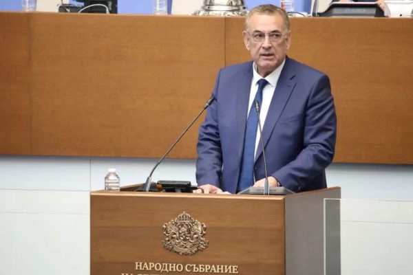 Джевдет Чакъров: Готови сме да обсъждаме формиране на правителство, но без Пеевски