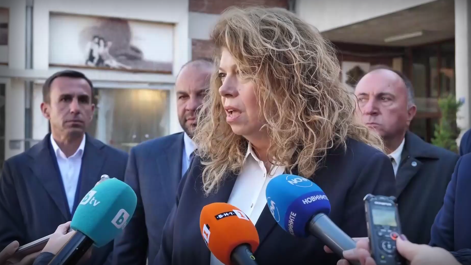 Илияна Йотова: Легитимността на новия парламент е под въпрос заради изборните нарушения