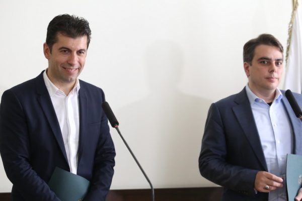 „Продължаваме промяната“ излезе с категорична позиция, че няма да преговаря с „Възраждане“