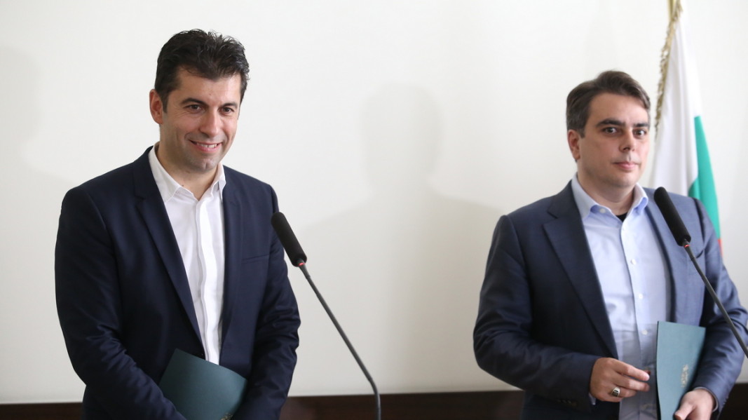 „Продължаваме промяната“ излезе с категорична позиция, че няма да преговаря с „Възраждане“
