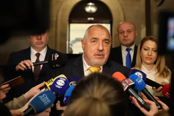 Борисов отказа да коментира това, че "ДПС-Ново начало" не са поканени на консултациите при президента