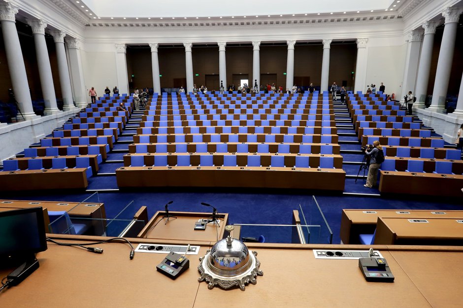 desetiya-den-ot-zasedaniyata-na-51-voto-narodno-sabranie