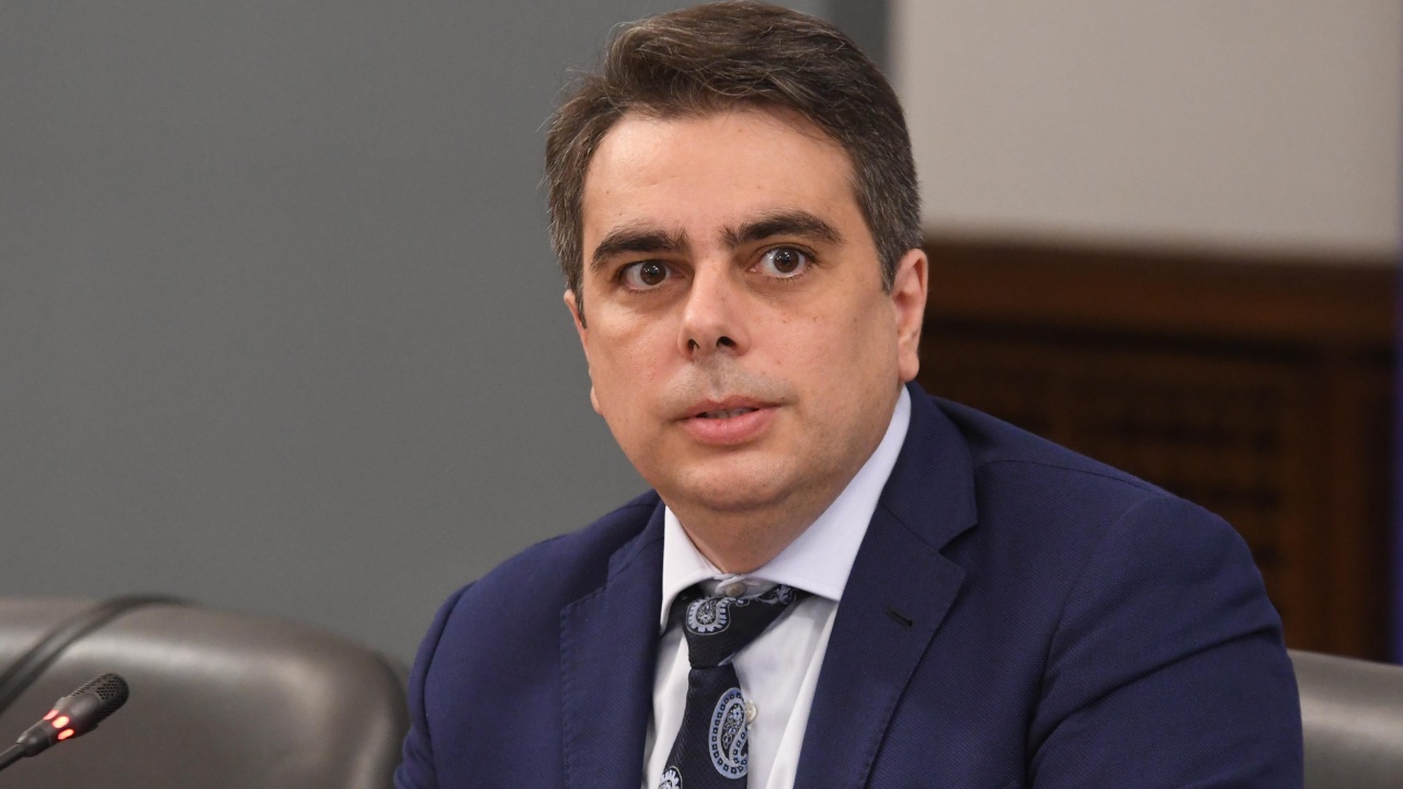 Министерството на финансите отговори на Асен Василев относно данните за бюджета