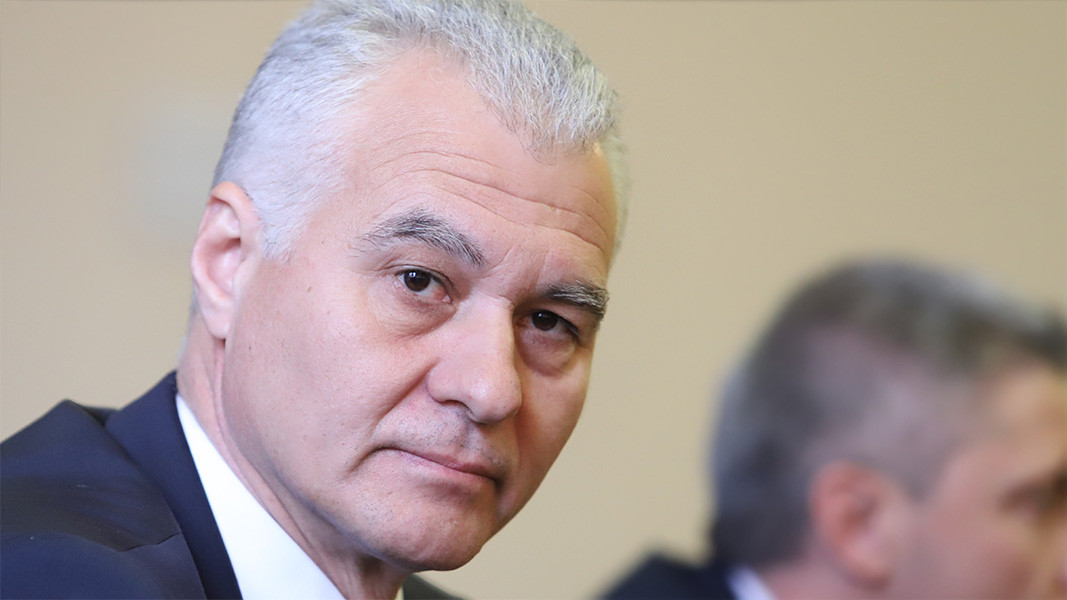 Шефът на ДАНС алармира депутатите за засилен миграционен натиск след събитията в Сирия