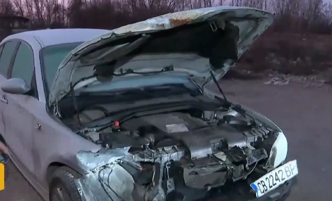 Абсурд! Глобиха за превишена скорост кола, спряна от движение