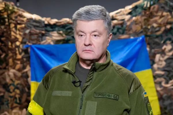 Порошенко обяви критична ситуация на фронта за украинската армия