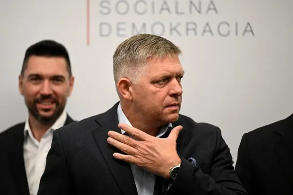 Словашкият премиер Фицо заяви, че е заплашен, защото иска да посети Москва на 9 май