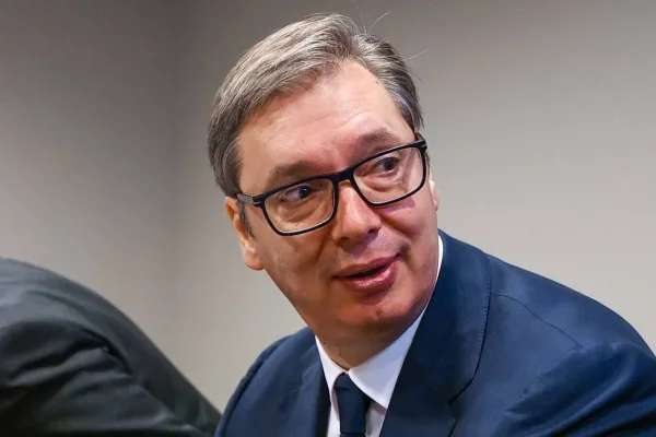 Сръбският президент Вучич все пак може да посети Москва на 9 май