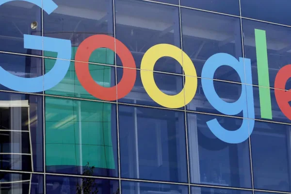 Google ще инвестира 500 млн. долара в реформа на контролната си структура
