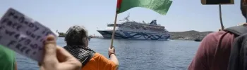 Гръцки остров отказа да приеме израелски круизен кораб след протест заради войната в Газа