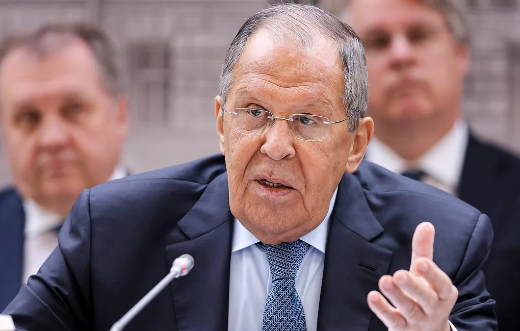 Лавров: Киевският режим не може да представлява интересите на Крим, Донбас и Новорусия