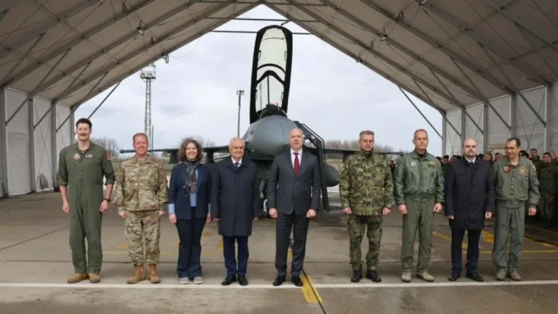 Пет месеца българският F-16 стои приземен заради теч на гориво