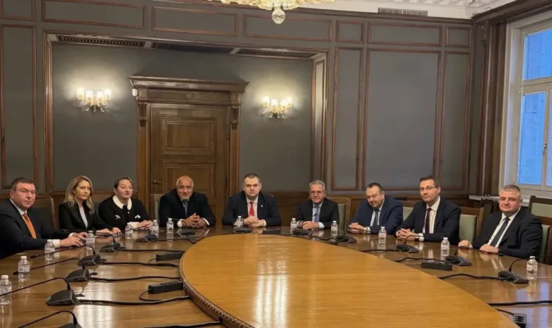 Бойко Борисов и Делян Пеевски се разбраха! Някой да е изненадан?