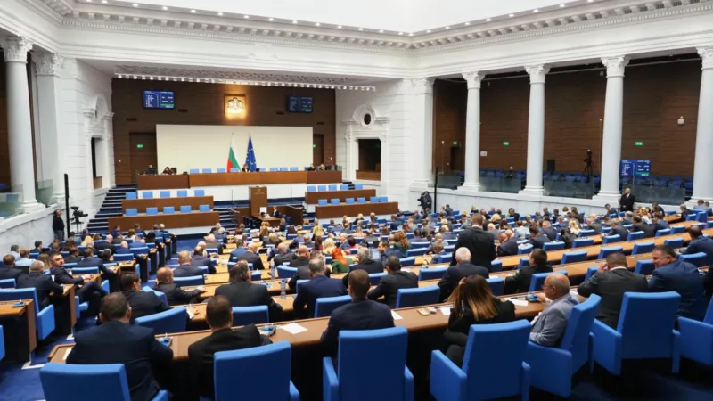 Народното събрание отхвърли и второто вето на президента Румен Радев