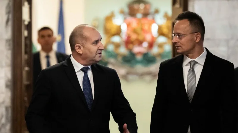 Срещата на Румен Радев с Петер Сиярто уплаши властта! Идва ли разместване в политическите пластове в България?