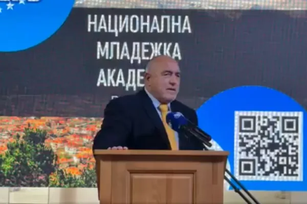 Боко плаши народа с хаос и високи цени, ако падне правителството