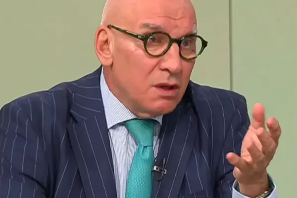 Хампарцумян не виждал нищо позитивно, а какви ги говореше само!