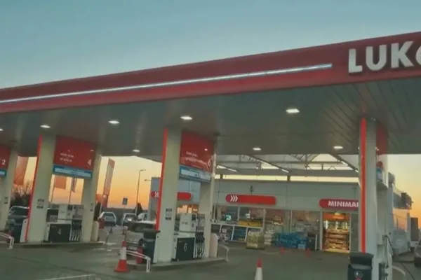Сделка за придобиване на международните активи на Лукойл от Gunvor няма да има