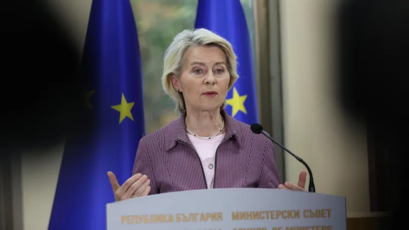 Урсула фон дер Лайен представи три варианта за финансиране на Украйна