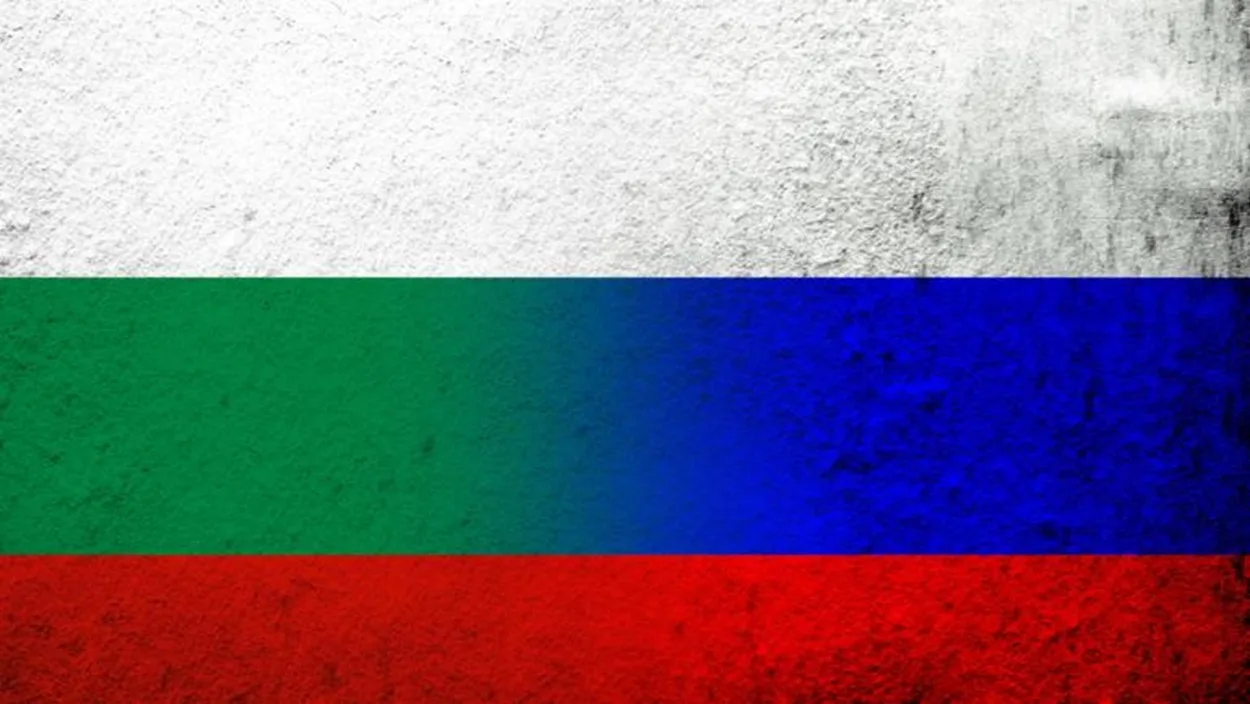 Кремъл и руски държавни институции в контекста на решения за военни договори