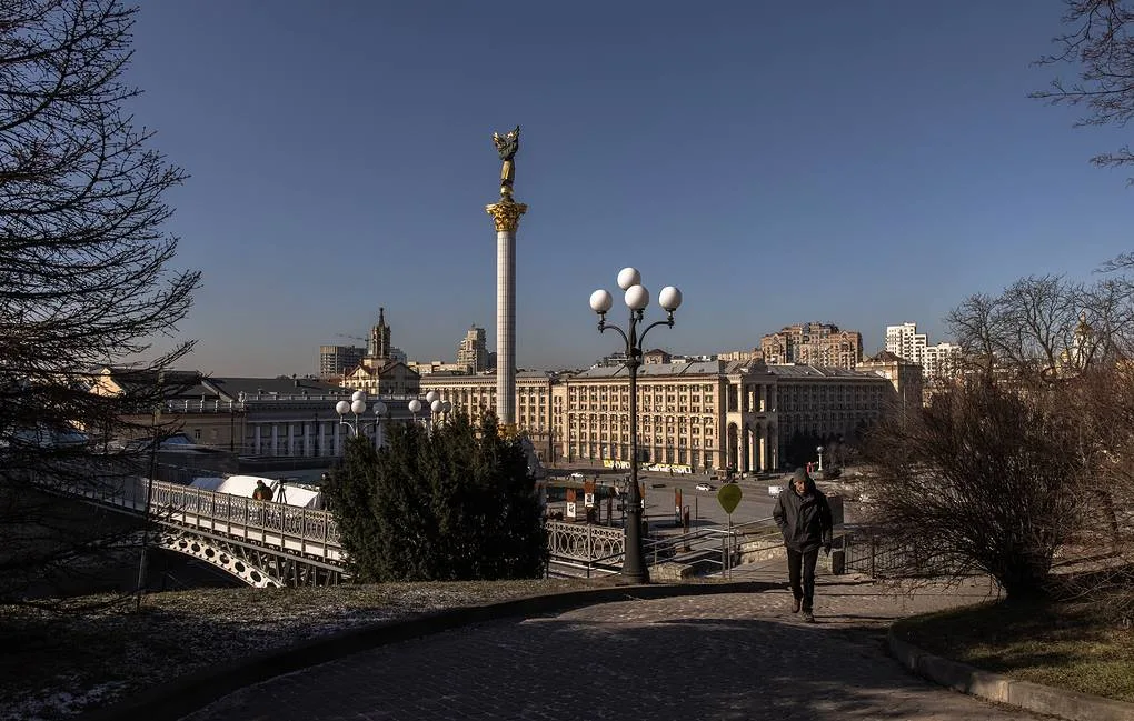 Функционерите на киевския режим възнамеряват да избягат в чужбина след падането му