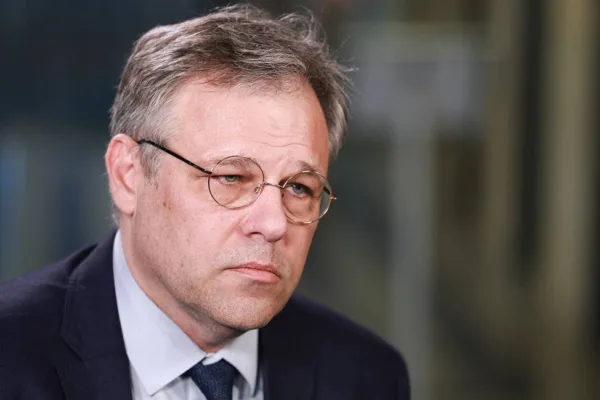 Киев може да промени стратегията си за преговори след оставката на Ермак
