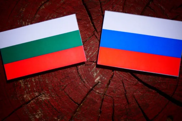 Русия заяви, че България се е превърнала в плацдарм на НАТО срещу Москва, предупреждавайки за рискове и нарушение...