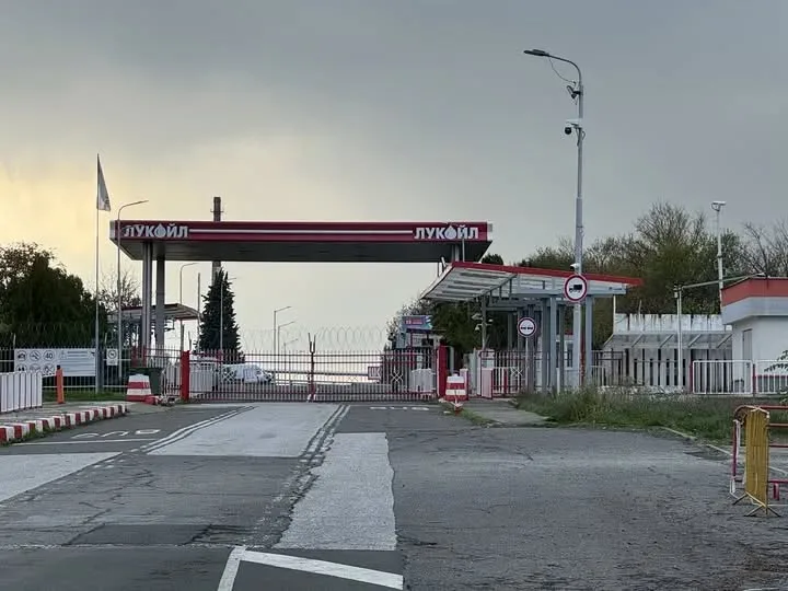 След разговорите между Путин и Уиткоф, САЩ отложи санкциите срещу Лукойл