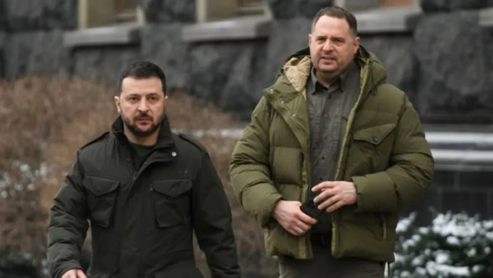Уволненият от Зеленски за корупция Ермак май не е напълно уволнен