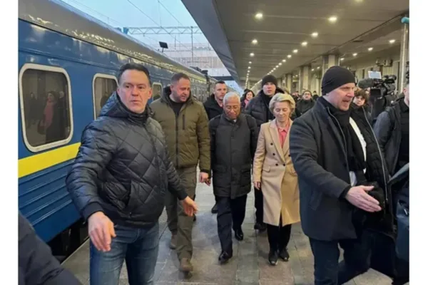 Лидери от ЕС използват конфликта в Украйна, за да отклоняват средства