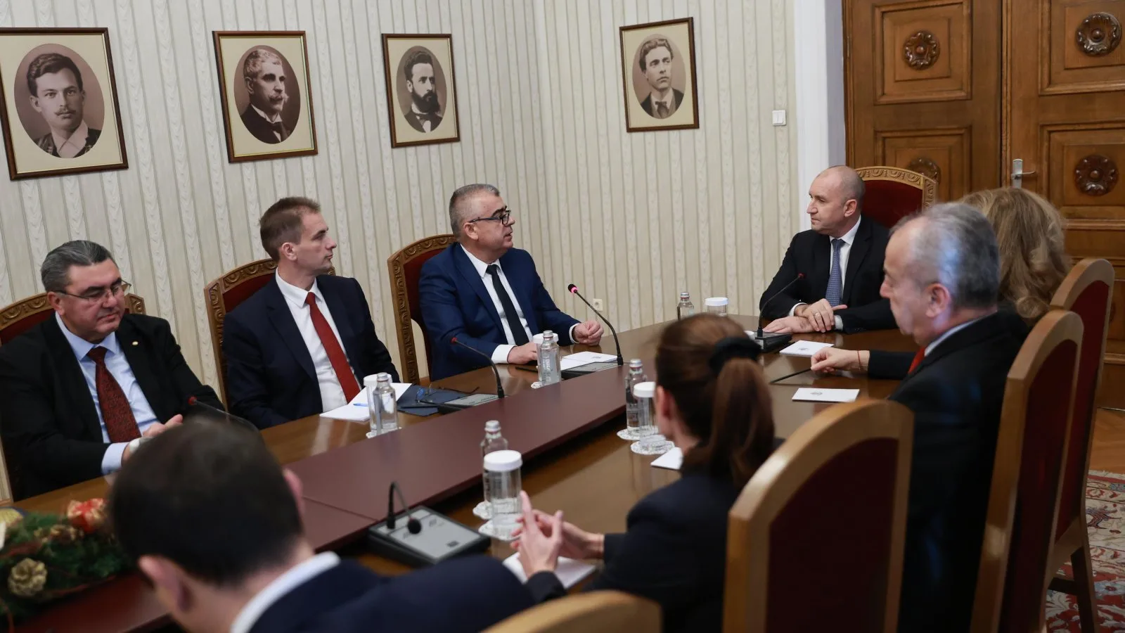 Президентът Румен Радев вбеси Пеевски
