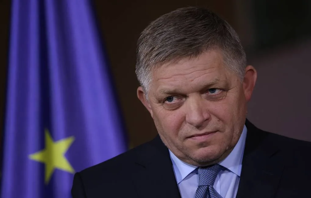 Роберт Фицо призова за отстраняването на Кая Калас от поста ѝ