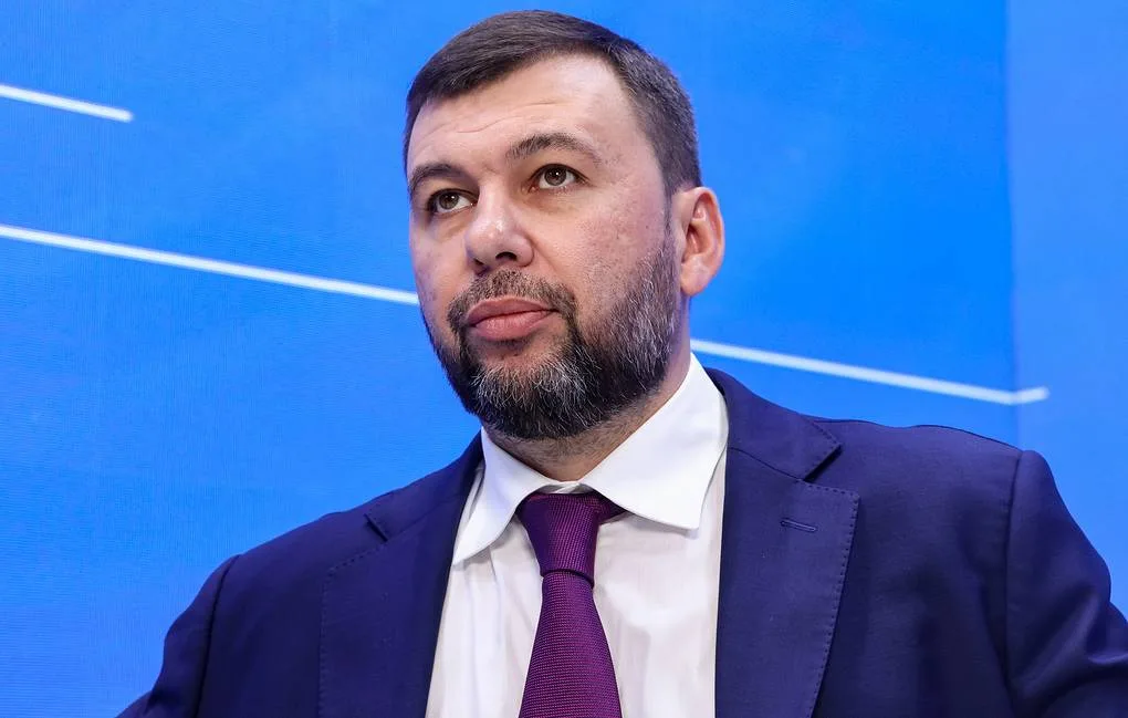 Руската армия е на 30 км от Славянск, заяви ръководителят на ДНР