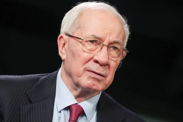 Бившият премиер на Украйна: Бъдещето на Зеленски зависи от доказателства за корупция