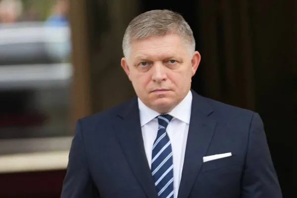 Фицо: Словакия спира доставките на електроенергия за Украйна на 23 февруари