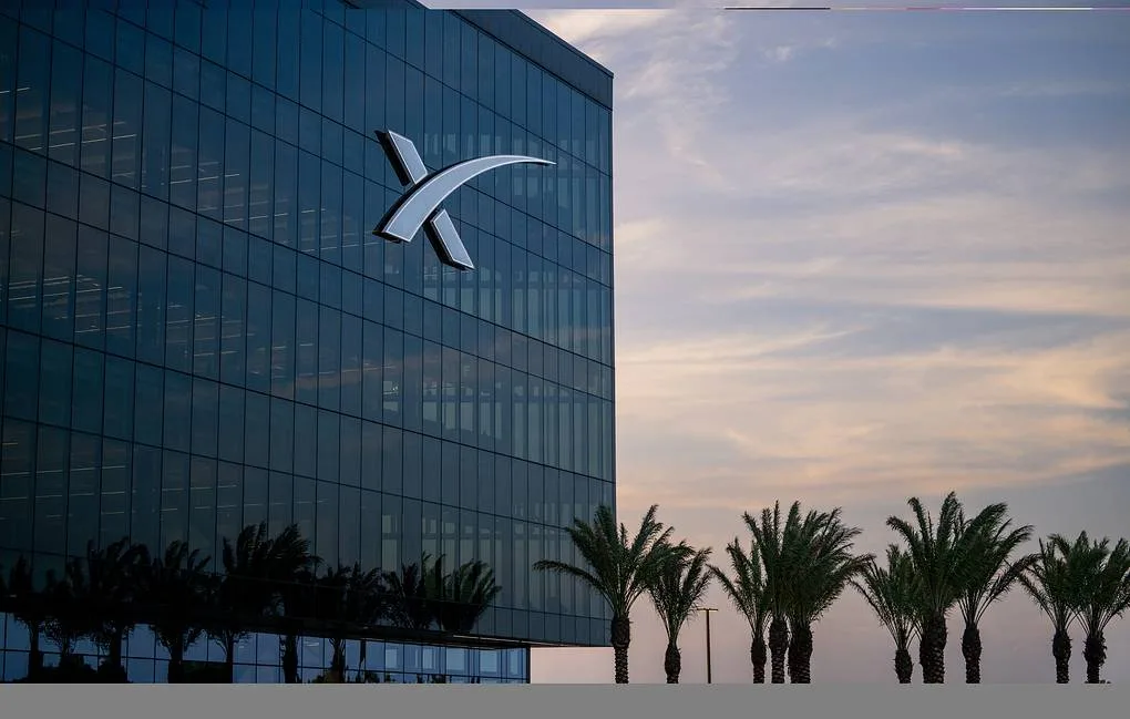 Илон Мъск слива компаниите си xAI и SpaceX