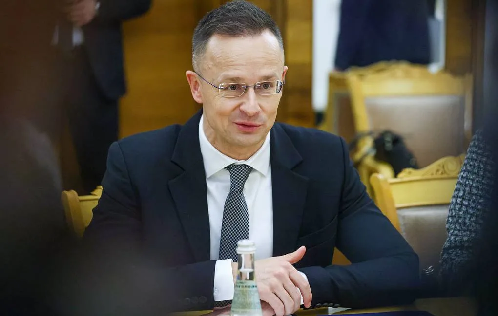 Сиярто: Унгария, Сърбия и Словакия ще се обединят в противодействие на украинския шантаж