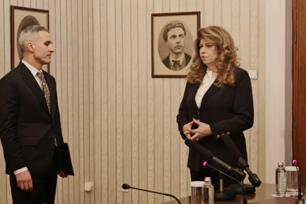 Журналист разкри истината за служебното правителство на Гюров