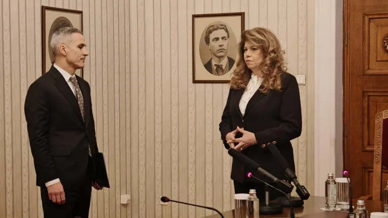 Журналист разкри истината за служебното правителство на Гюров