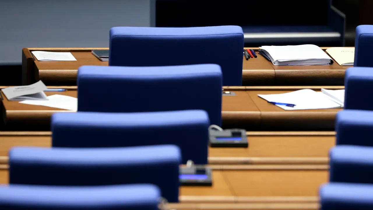Парламентът ще гласува удължителния закон за бюджета