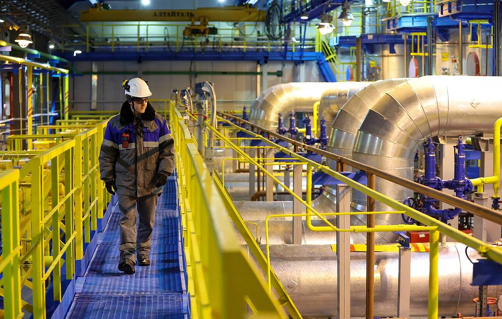 Европа спира вноса на руски втечнен природен газ по краткосрочни договори
