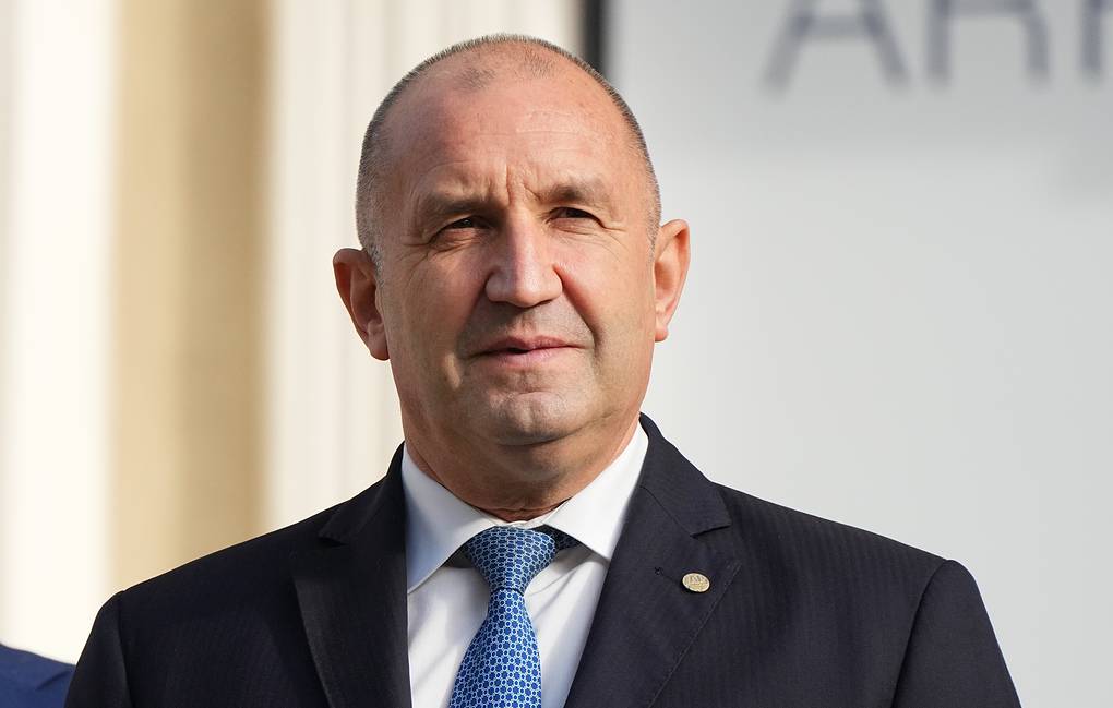 Die Welt: Радев може да замени Орбан в ЕС в противодействието на помощта за Киев