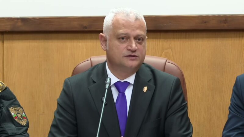 Емил Дечев обяви кои партии са свързвани с купуване на гласове