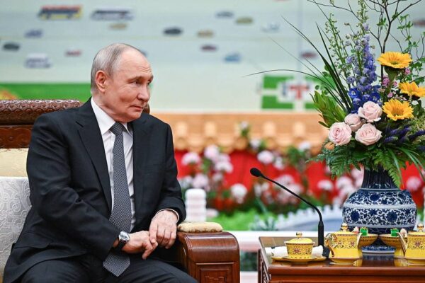 Президентът Путин благодари на Си Дзинпин за обширната съвместна работа в Пекин