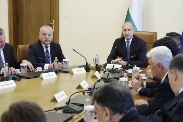 Нови петима заместник-министри са назначени от Румен Радев
