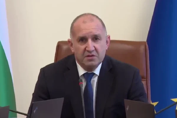 Румен Радев ще проведе срещи с Рюте и Урсула Фон дер Лайен